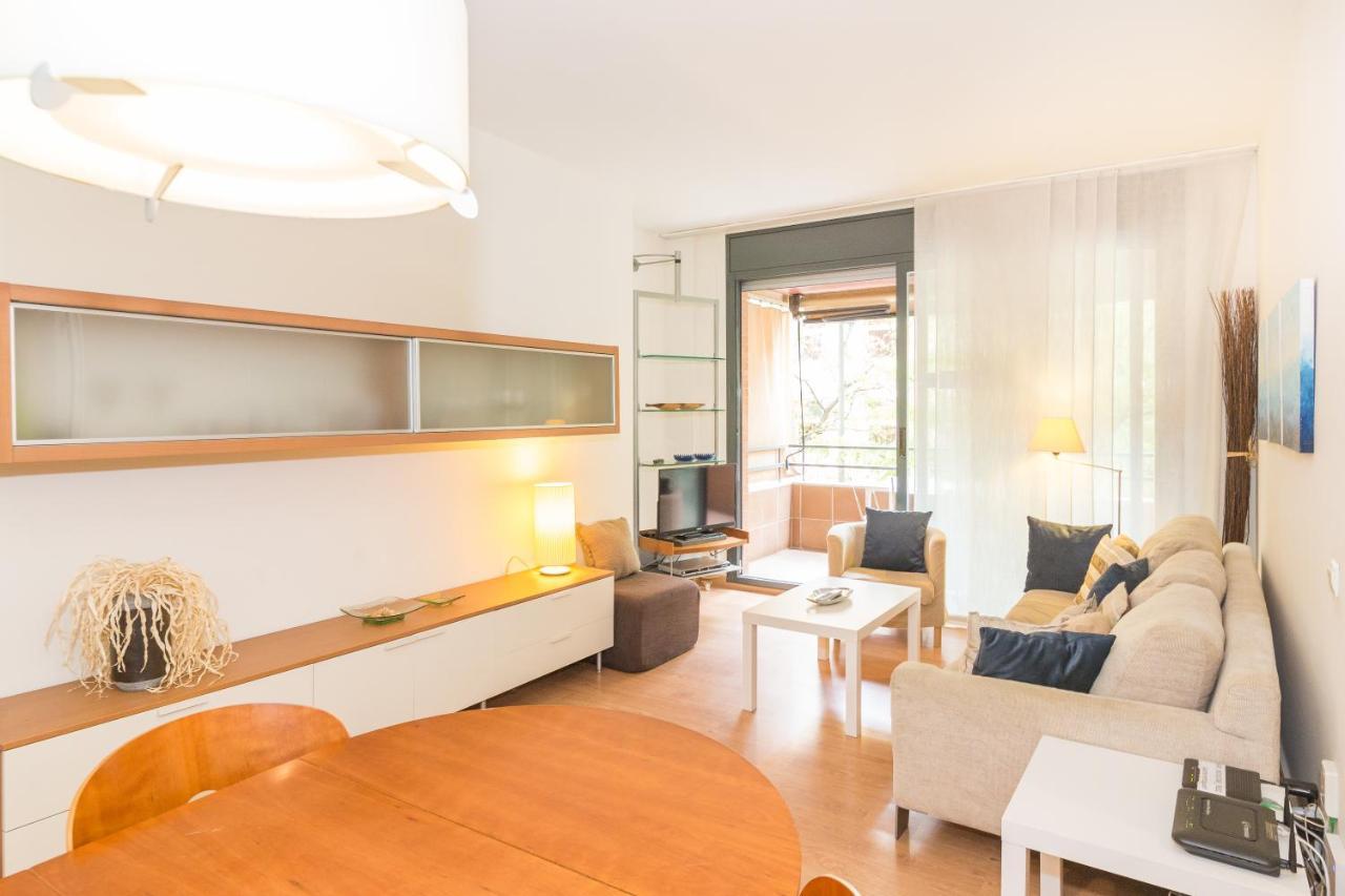 Apartment Guell Барселона Екстериор снимка