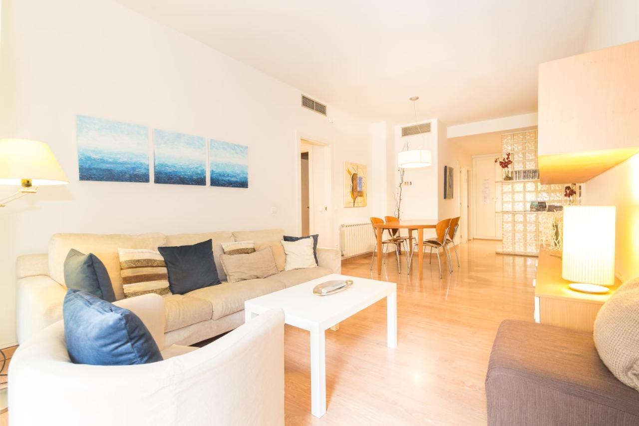 Apartment Guell Барселона Екстериор снимка