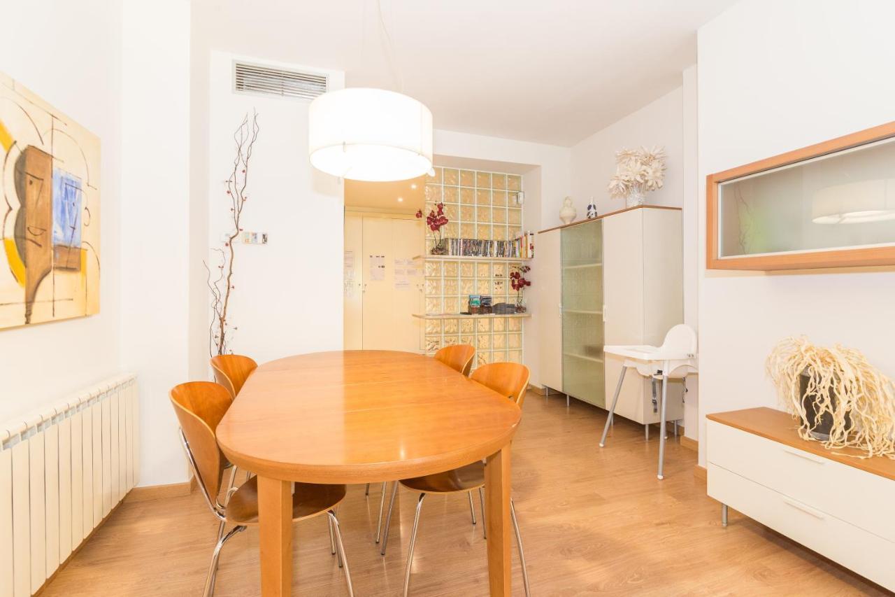 Apartment Guell Барселона Екстериор снимка