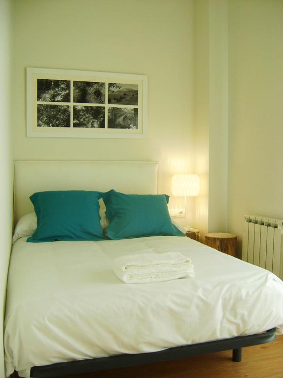Apartment Guell Барселона Стая снимка