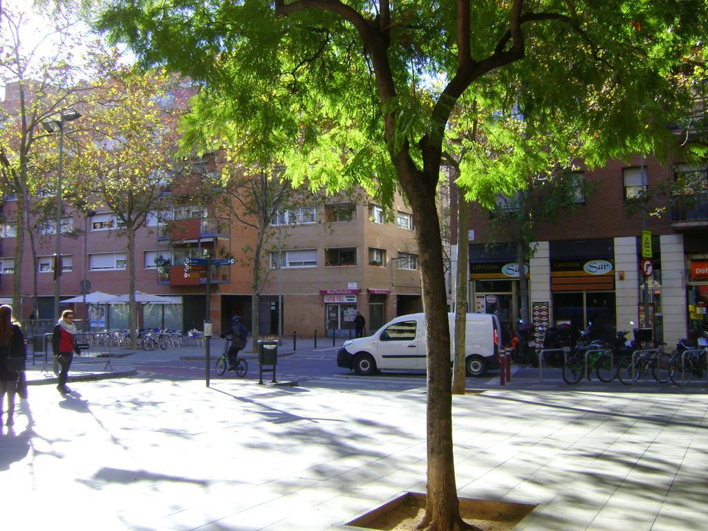 Apartment Guell Барселона Екстериор снимка